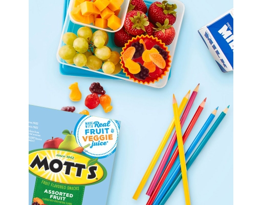 Assorted Fruit Flavored Snacks, 0.8 oz (90-pk) Mott's image 4
