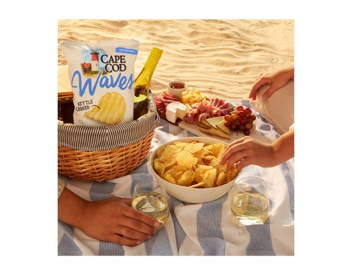 Cape Cod Waves Kettle Cooked Potato Chips Sea Salt 16 oz