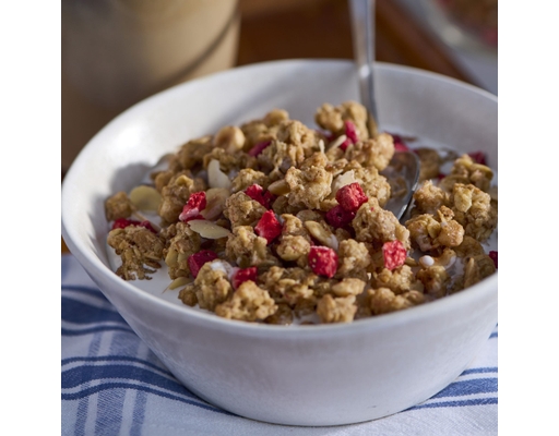 Wellsley Farms Swiss Granola 32 oz
